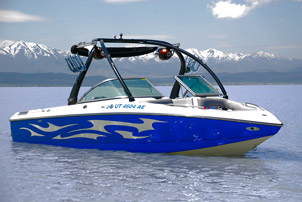 Wakeboard boat rental for lake powell